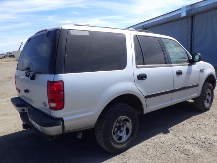 2000-ford-expedition-image-3