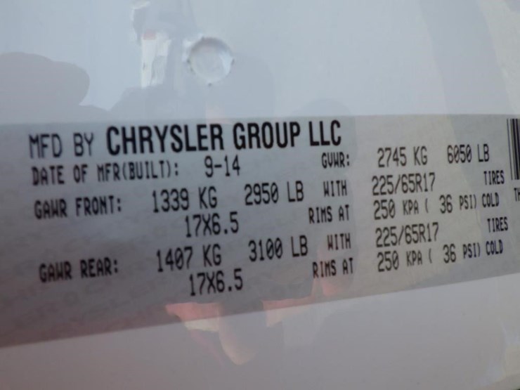 2015-dodge-grand-caravan-image-16