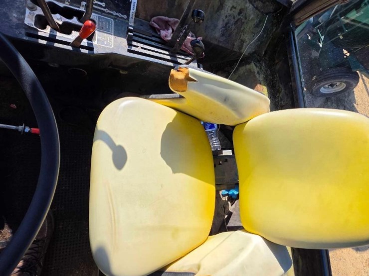 john-deere-4430-image-8