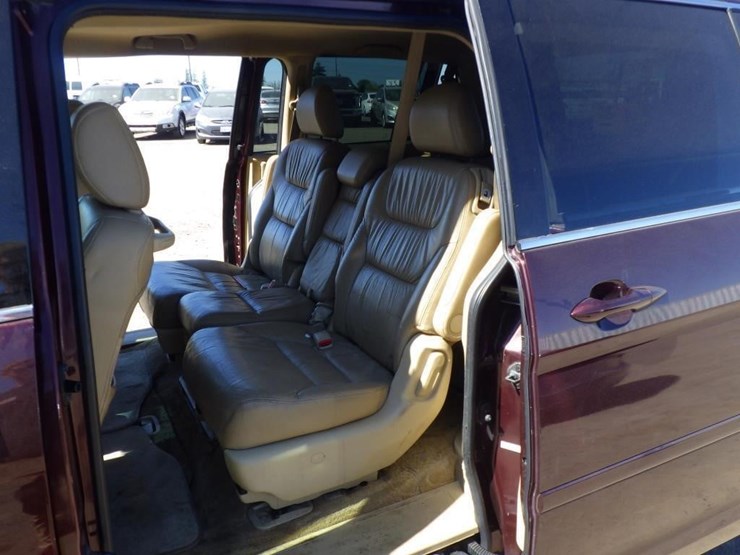 2010-honda-odyssey-image-7