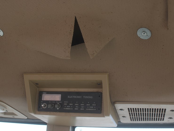 john-deere-7610-image-37