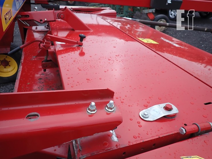 2016-new-holland-h7220-image-8