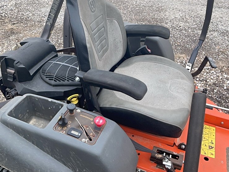 husqvarna-m-zt61-mower-fab-deck-485hours-kohler-25hp-moter-image-13