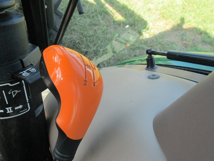 john-deere-5075e-image-40