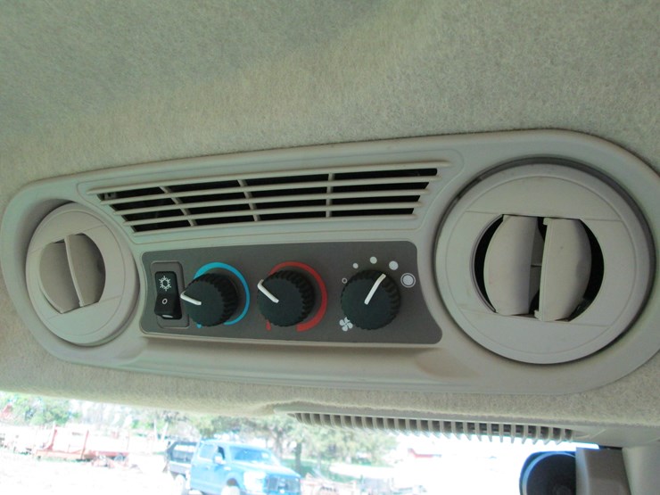 john-deere-5075e-image-44