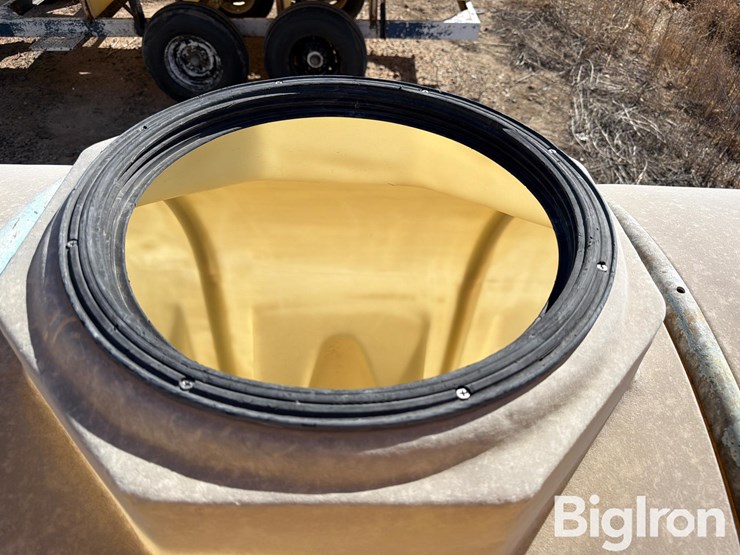 1000-gal-t/a-nurse-tank-trailer-image-11