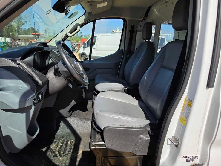 2016-ford-f350-image-12