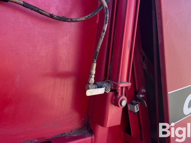 case-ih-8480-image-19