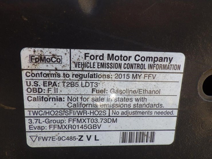 2015-ford-explorer-image-12