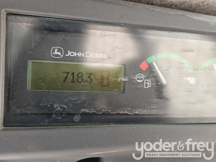 2023-deere-325g-image-31