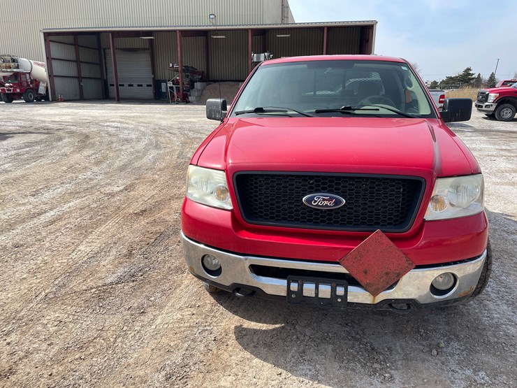 #5675-•-2006-f150-4x4-extended-cab-long-box-(has-wi-title)-image-2