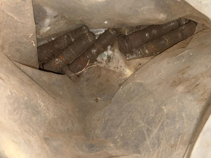 #268-•-bolt-bin-and-bolts-image-5