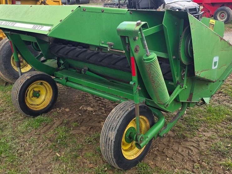 john-deere-1217-image-4