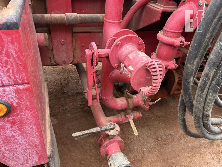 2004-peterbilt-357-image-12