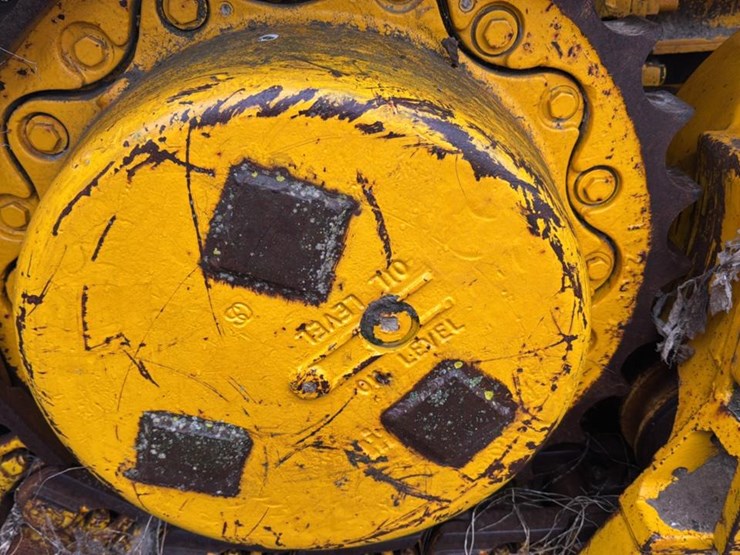 international-125c-image-7