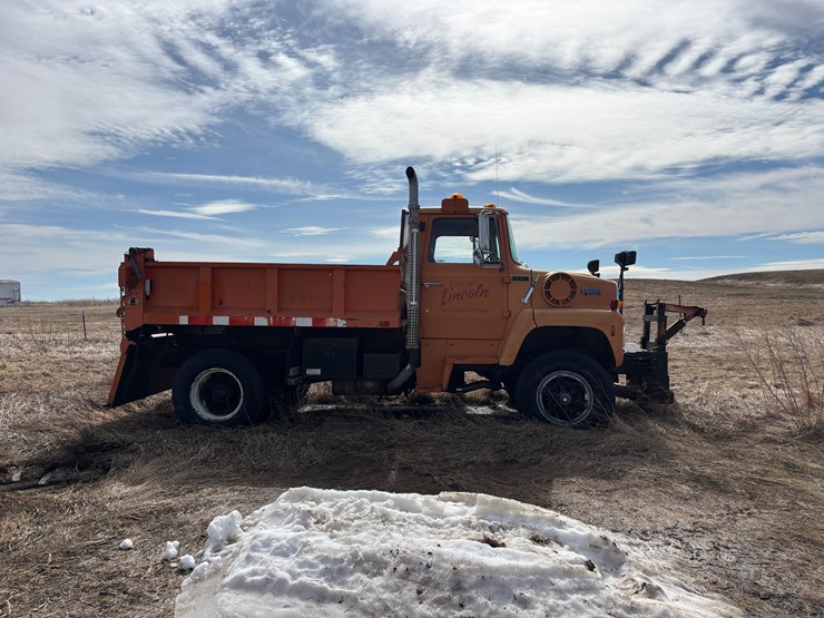 1989-ford-l8000-image-4