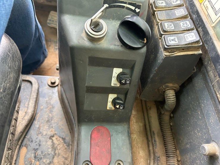 takeuchi-tl8-image-26