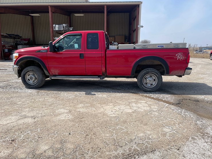#5677-•-2011-f250-4x4-extended-cab-(has-wi-title)-image-8