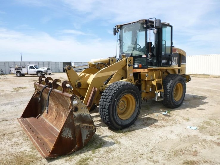2004-caterpillar-924gz-image-2