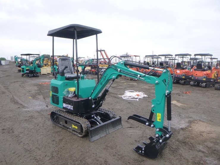 2026-agt-mh12rx-hydraulic-excavator-image-2