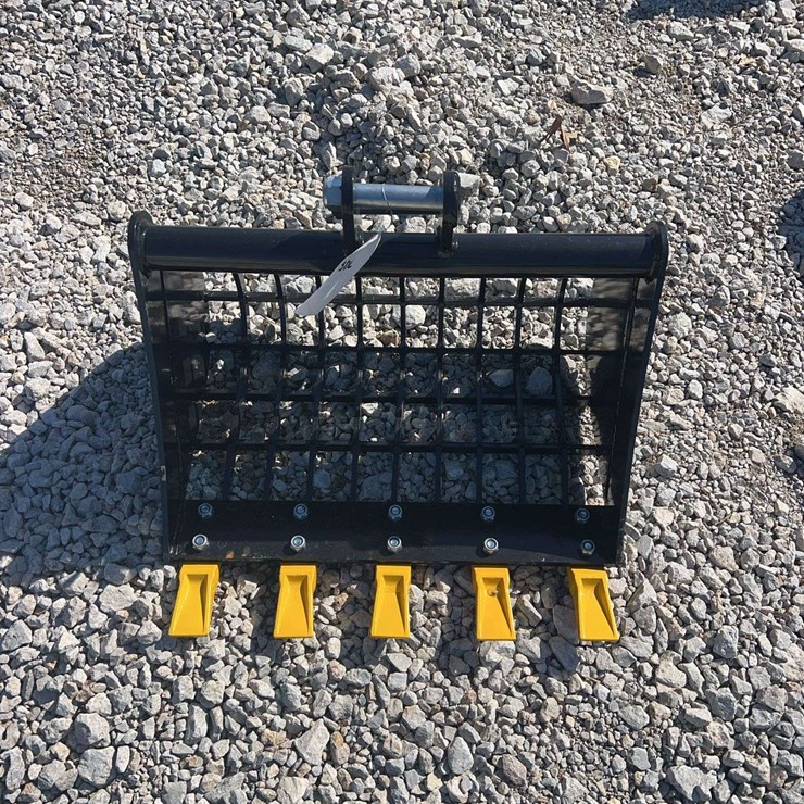 SDLANCH Mini Excavator Rock Bucket
