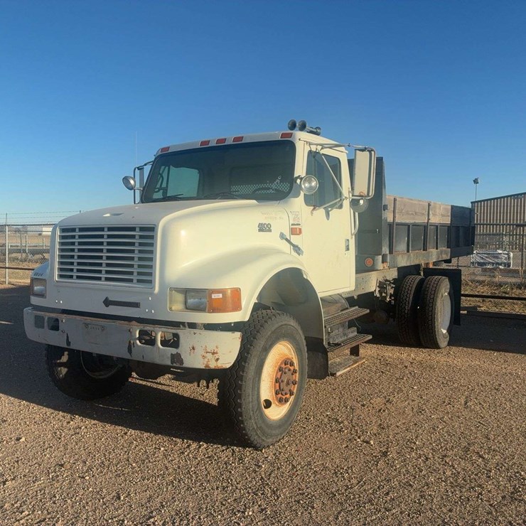 1999 INTERNATIONAL 4800