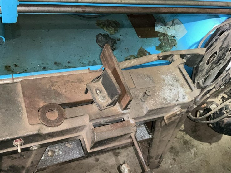#222-•-buffalo-metal-cutting-bandsaw-image-9