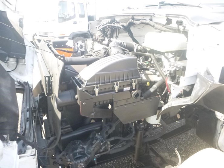 2012-ford-f650-image-16