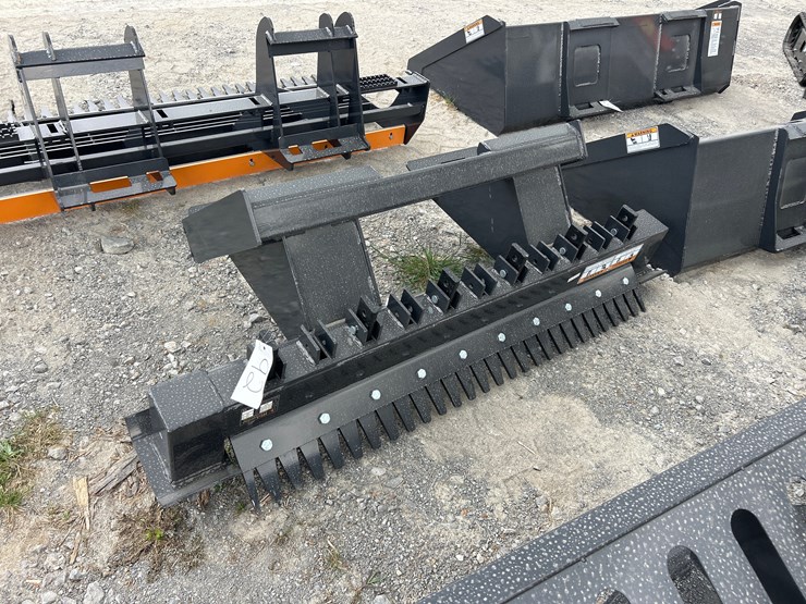#92-•-six-shank-skid-steer-ripper-image-1