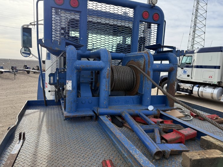 2014-mack-pinnacle-chu613-image-12