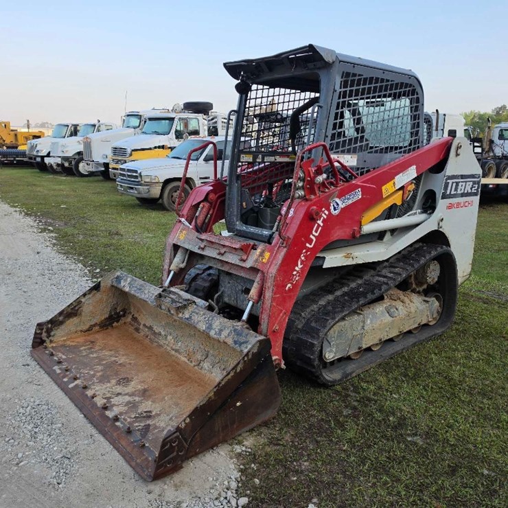 2022 TAKEUCHI TL8R