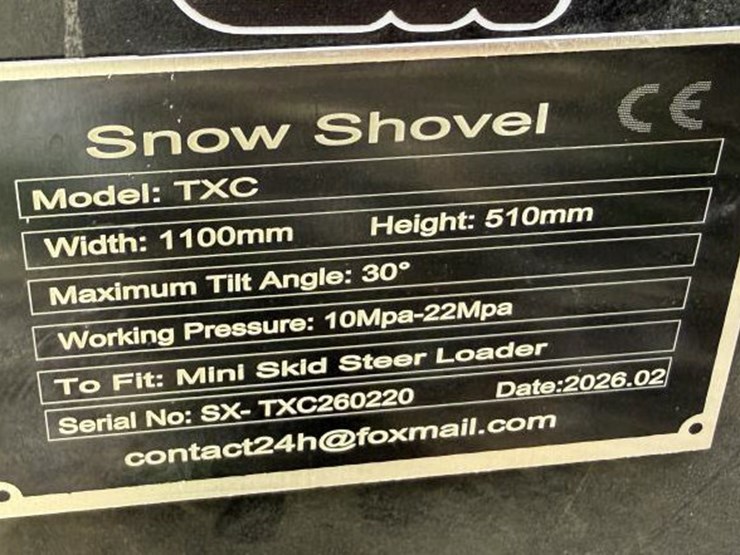 #194-•-mini-skid-steer-snow-shovel-image-4