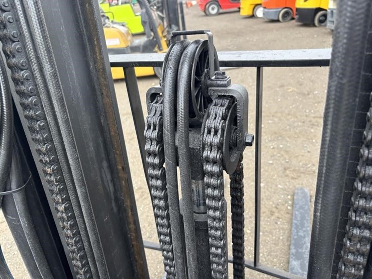 toyota-8fgu25-image-13