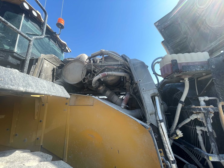 caterpillar-982m-image-63