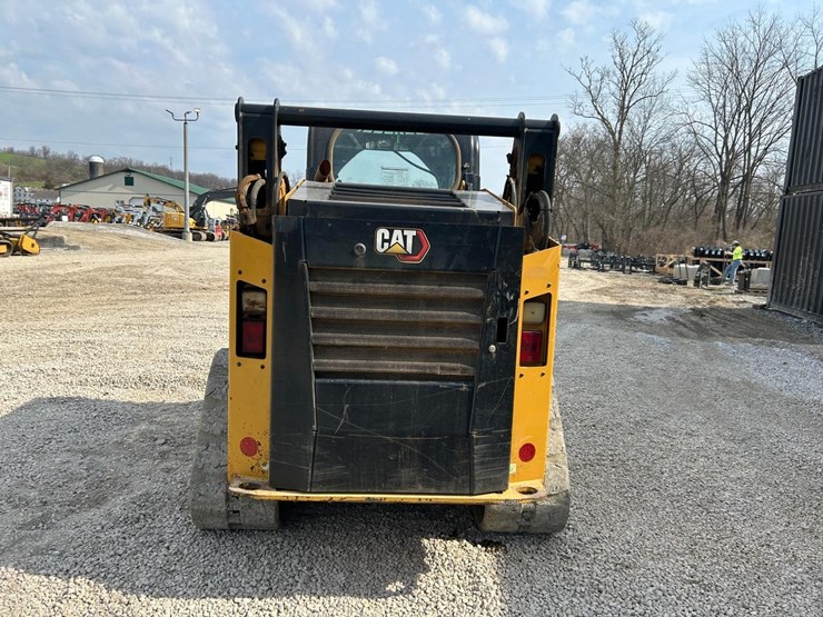 2020-caterpillar-259d3-image-3