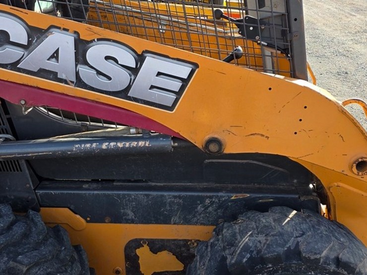 2011-case-sr200-image-9