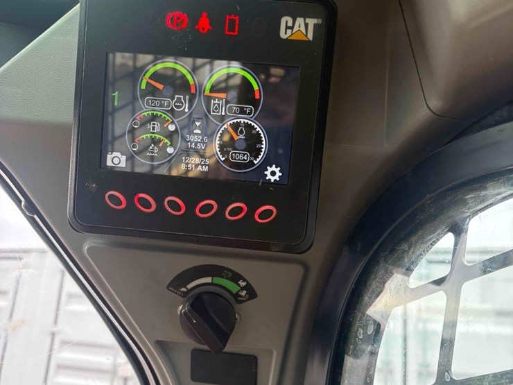 2019-caterpillar-272d2-image-21