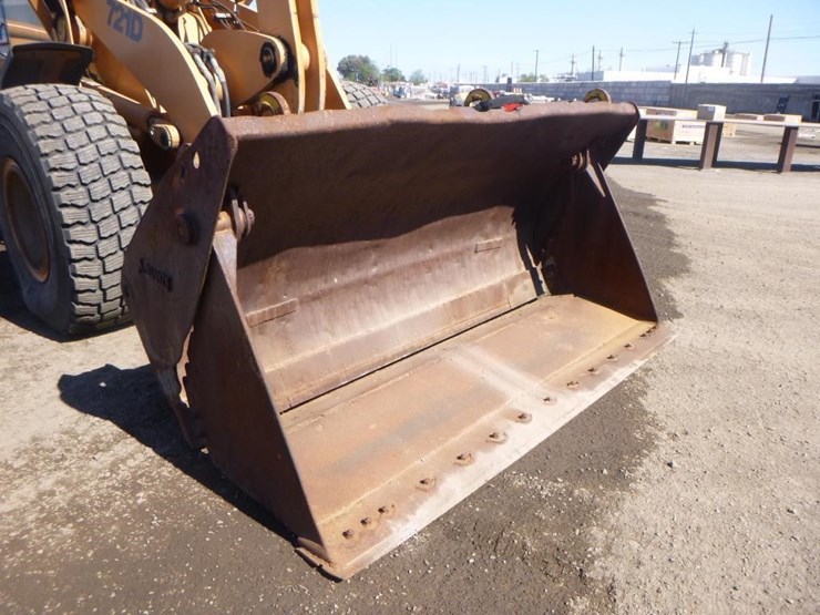 2004-case-721d-image-10