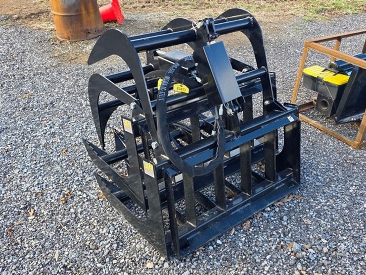 new-jmr-40"-mt-skidloader-grapple-image-1