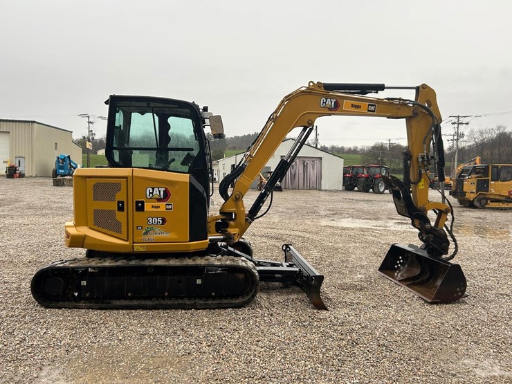 2022-caterpillar-305-image-5