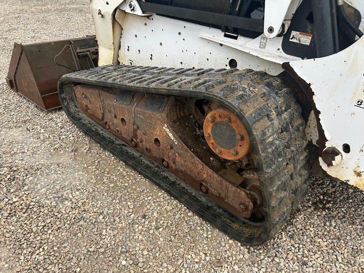 bobcat-t320-image-17
