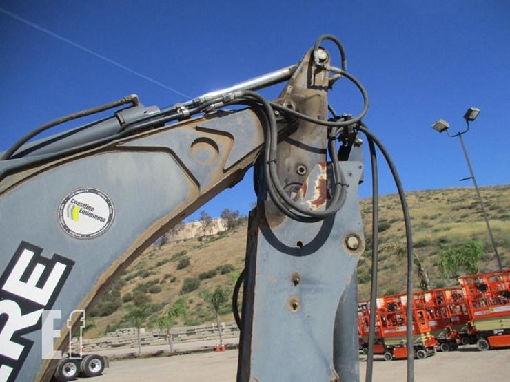 2014-deere-410k-image-21