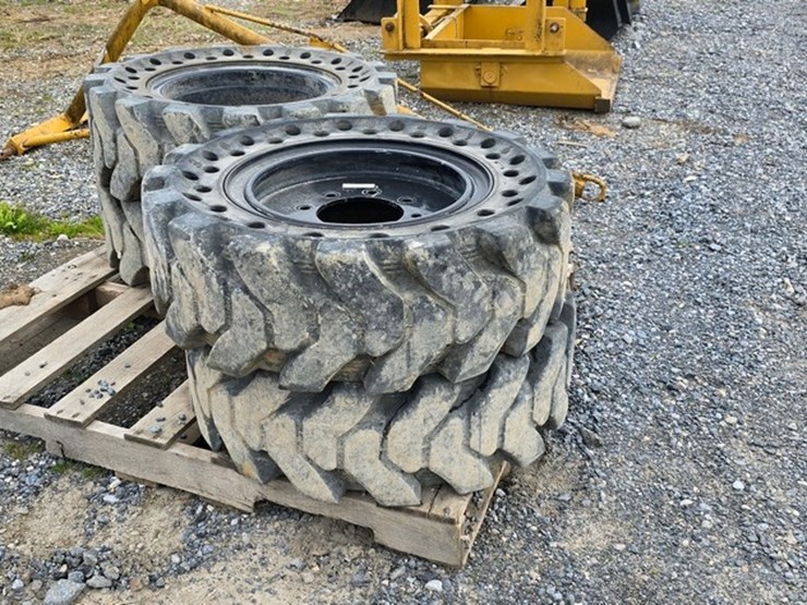 4-30x10-16-tires-&-rims-image-2