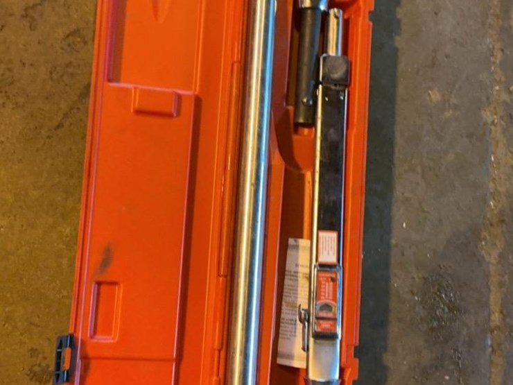#114-•-snap-on-torque-wrench-image-3