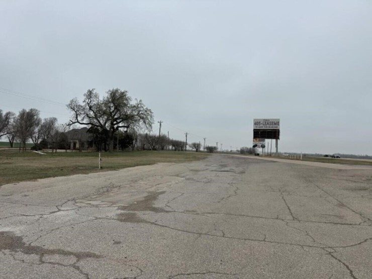 0.86-acre-tract-mol-corner-of-hwy-81-and-beebe-image-8