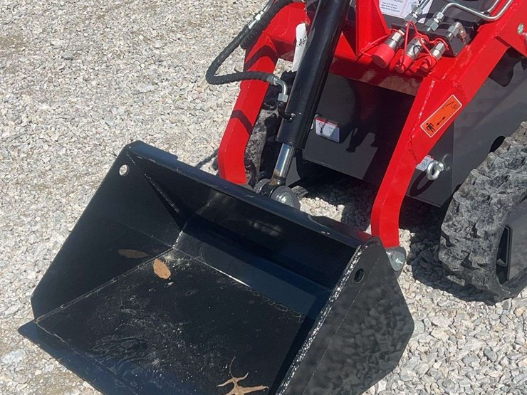 2026-agt-ysrt14-mini-skid-steer-image-9