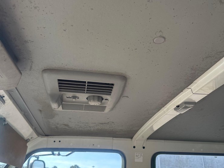 2007-chevrolet-w4-image-26