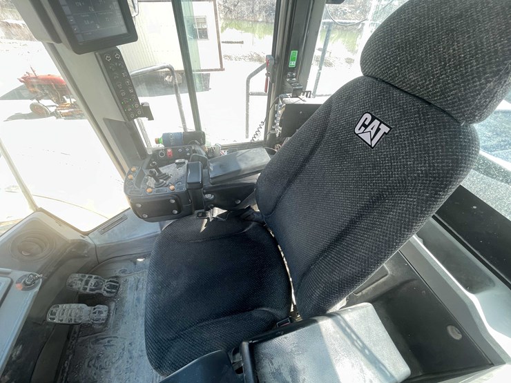 caterpillar-982m-image-84