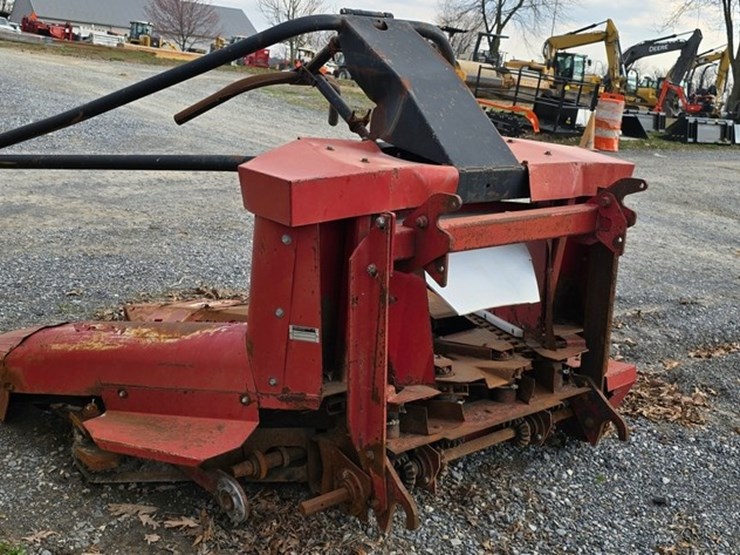 case-rche-3-row-corn-head-image-4