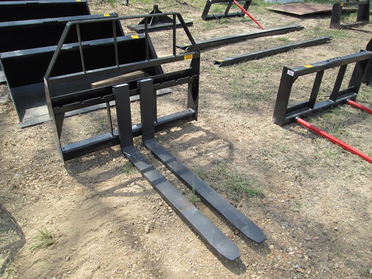 #44060-•-4'-skid-steer-forks-image-2